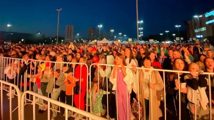 Түбән Каманың Шәһәр көнендәге бәйрәм концертын 25 мең кеше караган