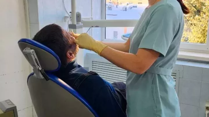 Түбән Кама стоматологы авыз куышлыгы яман шешеннән ничек сакланырга кирәклеген сөйләде