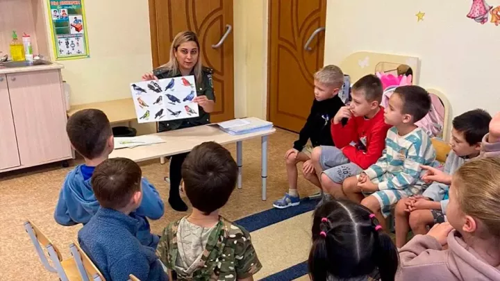 Түбән Кама балалар бакчасында күчмә кошлар турында экологик дәрес үткәрелде