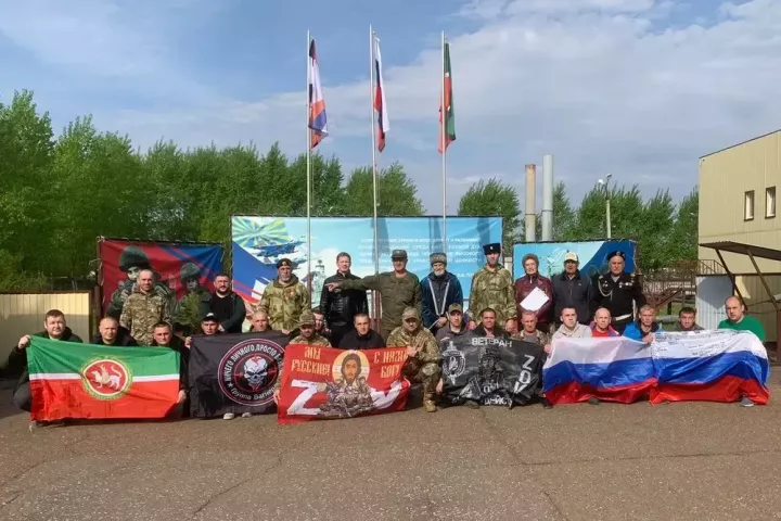 Түбән Камадан 17 кеше контракт буенча хәрби хезмәткә китте