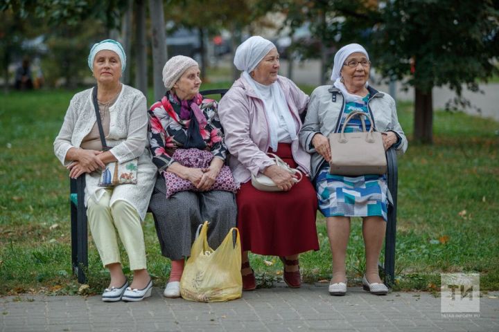 Августта кемнәрнең пенсияләренә өстәмә түләү булачагын сөйләделәр