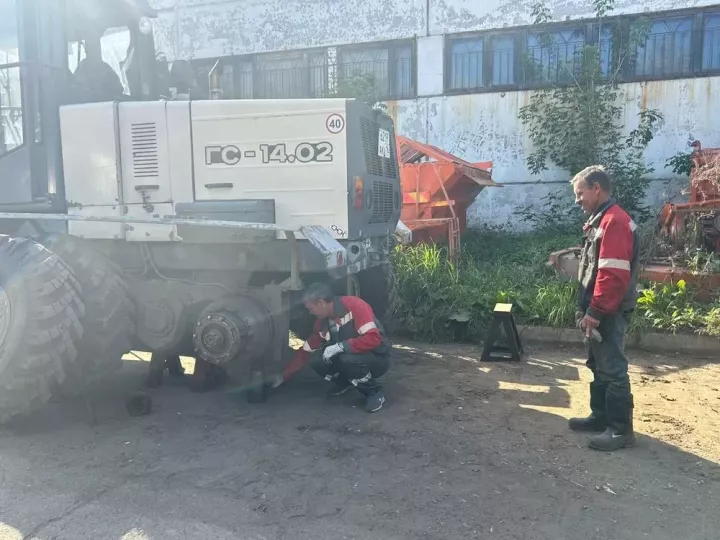 Түбән Кама коммуналь предприятиесе техниканы кышка әзерли