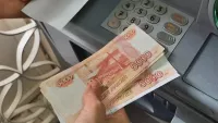 Түбәнкамалы 1,3 млн сумлык кредит җыйган һәм аларны мошенникларга җибәргән