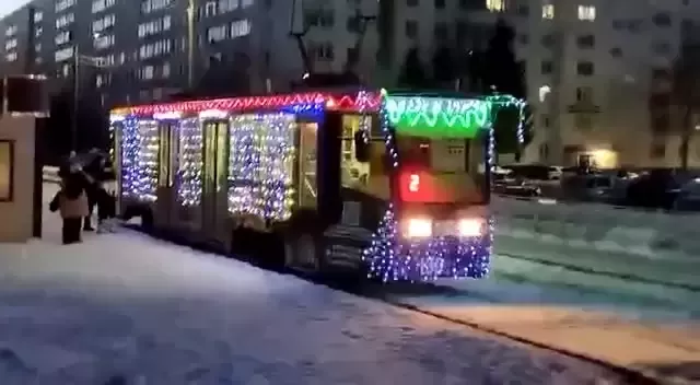 Түбәнкамалылар 31 декабрьгә кадәр Яңа ел трамваенда йөри алачак