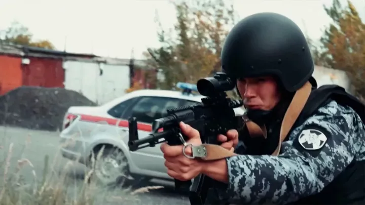 Росгвардиячеләр Түбән Кама кадетларына үз эшләре турында сөйләделәр