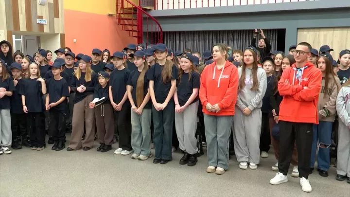 Татарстан укучылары «Кама Артегы»нда көзге сменада юл йөрү кагыйдәләрен өйрәнә