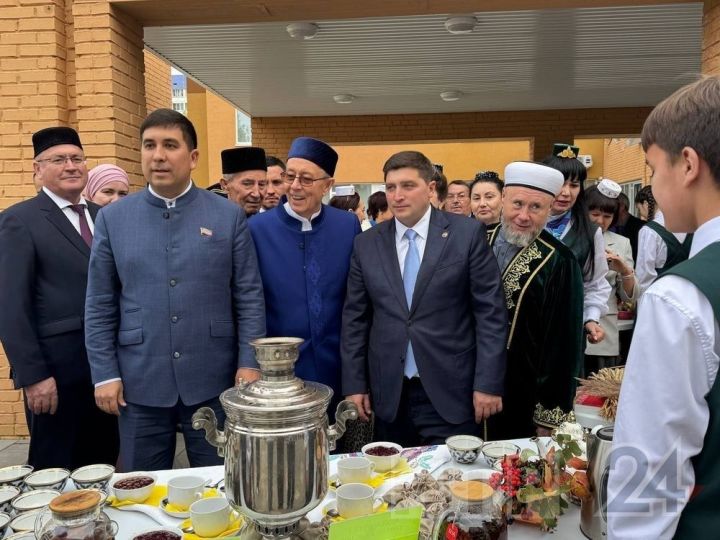Бөтендөнья татар конгрессының Түбән Кама бүлеге юбилеен билгеләп үтте
