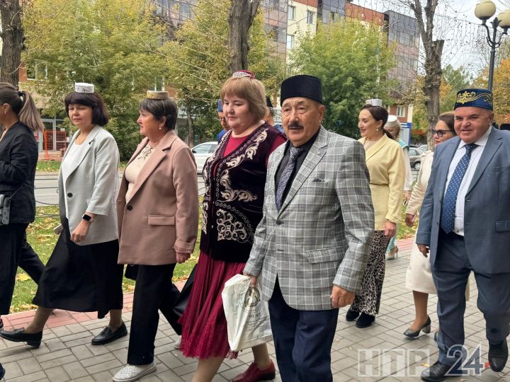 Бөтендөнья татар конгрессының Түбән Кама бүлеге юбилеен билгеләп үтте