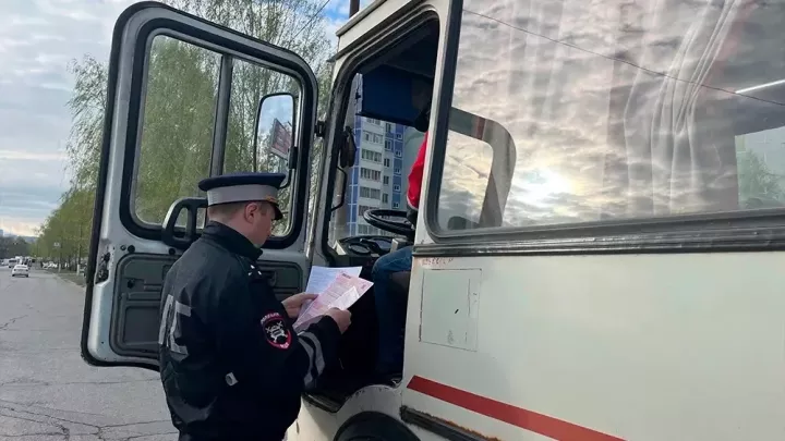 Түбән Камада «Автобус» операциясе нәтиҗәләре буенча 27 машина йөртүчегә штраф салынган