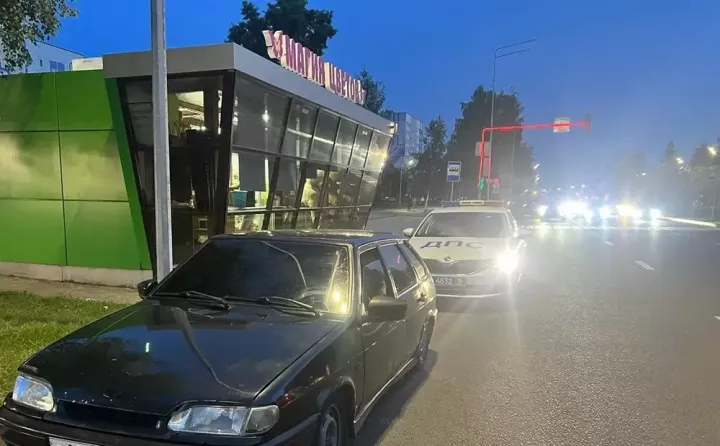 Түбән Камада яшәүче тонировкаланган автомобиль өчен 6 тәүлеккә кулга алынган
