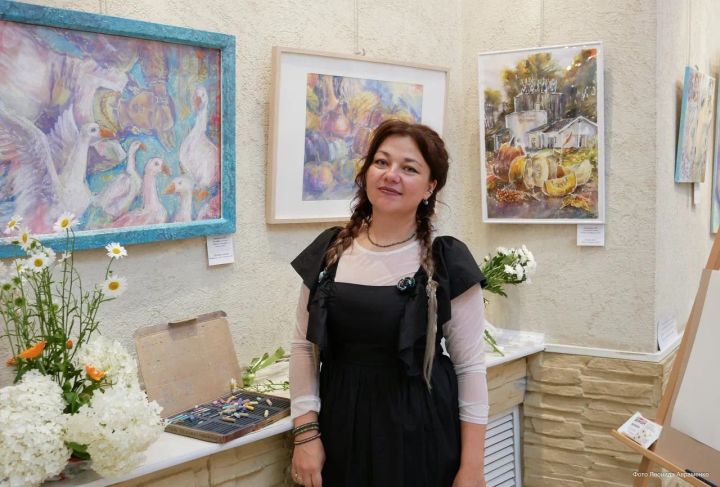 Түбән Камада Диләрә Закированың шәхси күргәзмәсе ачылды